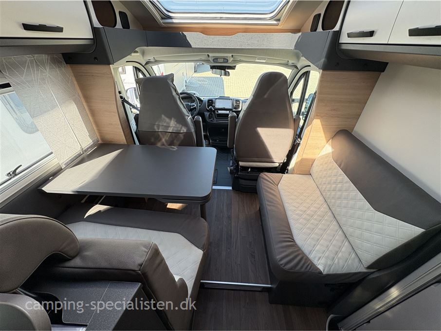 Knaus L!VE TI 700 MEG Platinum Selection Enkeltsenge